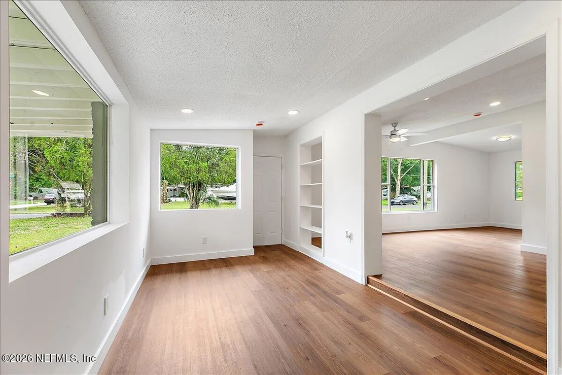Photo of 6903 CLOVIS Road