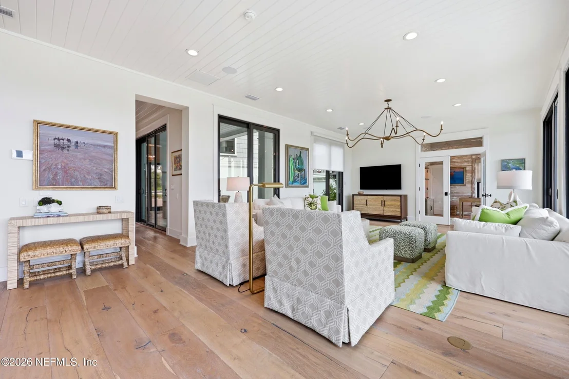 Photo of 688 OCEAN PALM Way