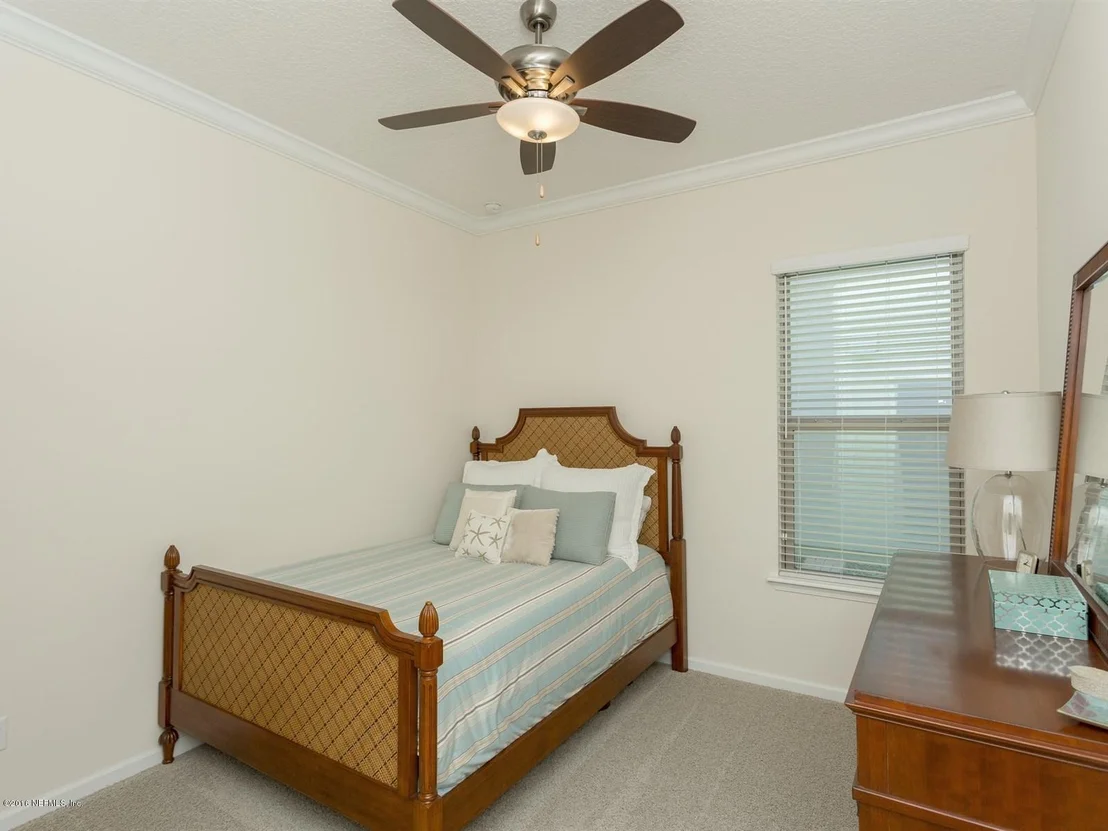Photo of 324 CAMERON Drive