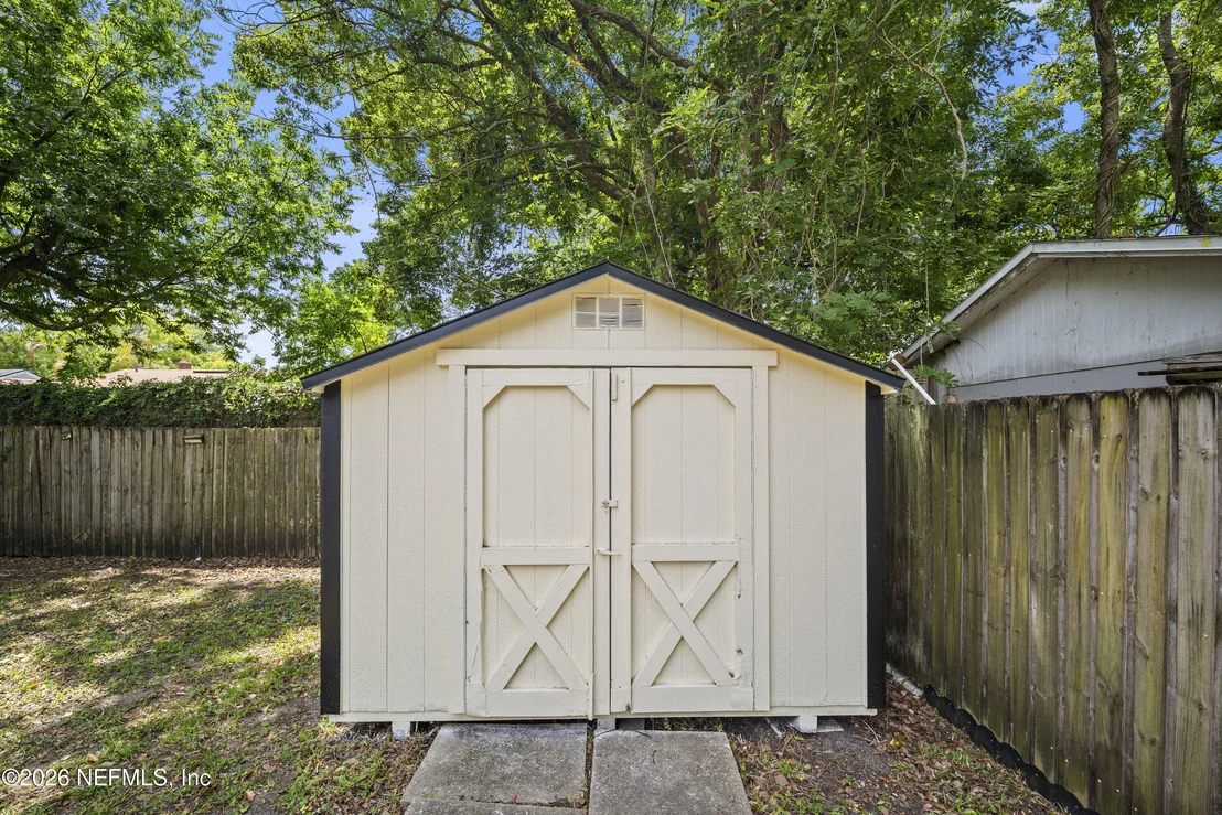 Photo of 4560 CRESCENT Street