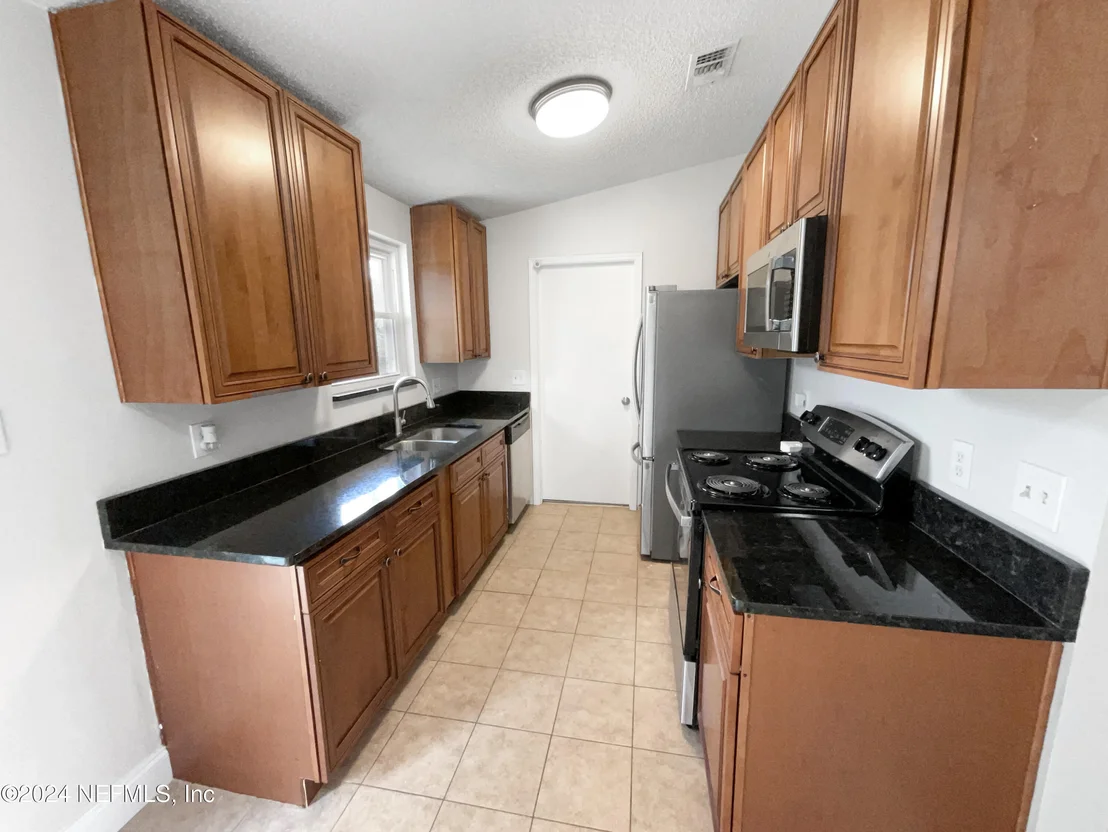 Photo of 2944 OLSON Lane N