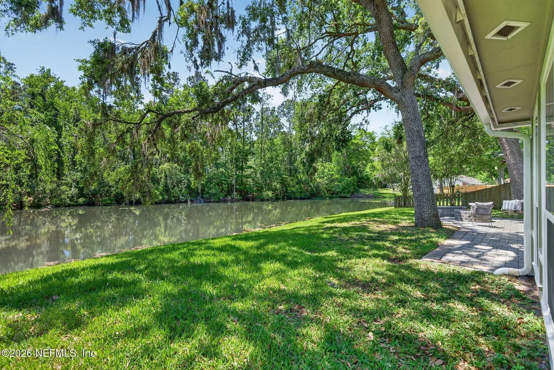 Photo of 572 COZYBROOK Lane
