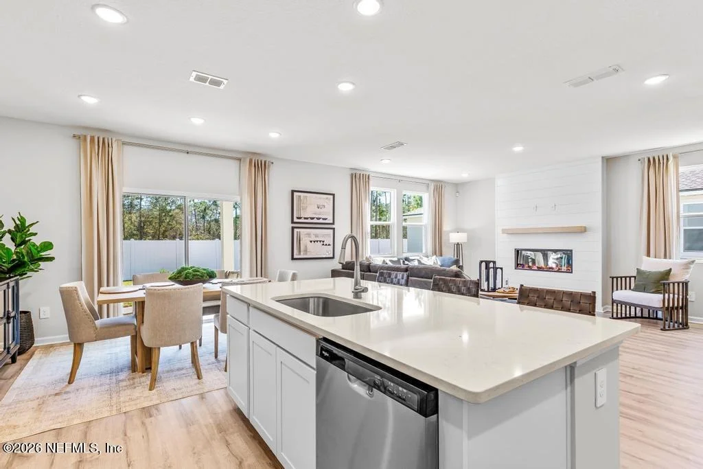 Photo of 14876 MACADAMIA Lane