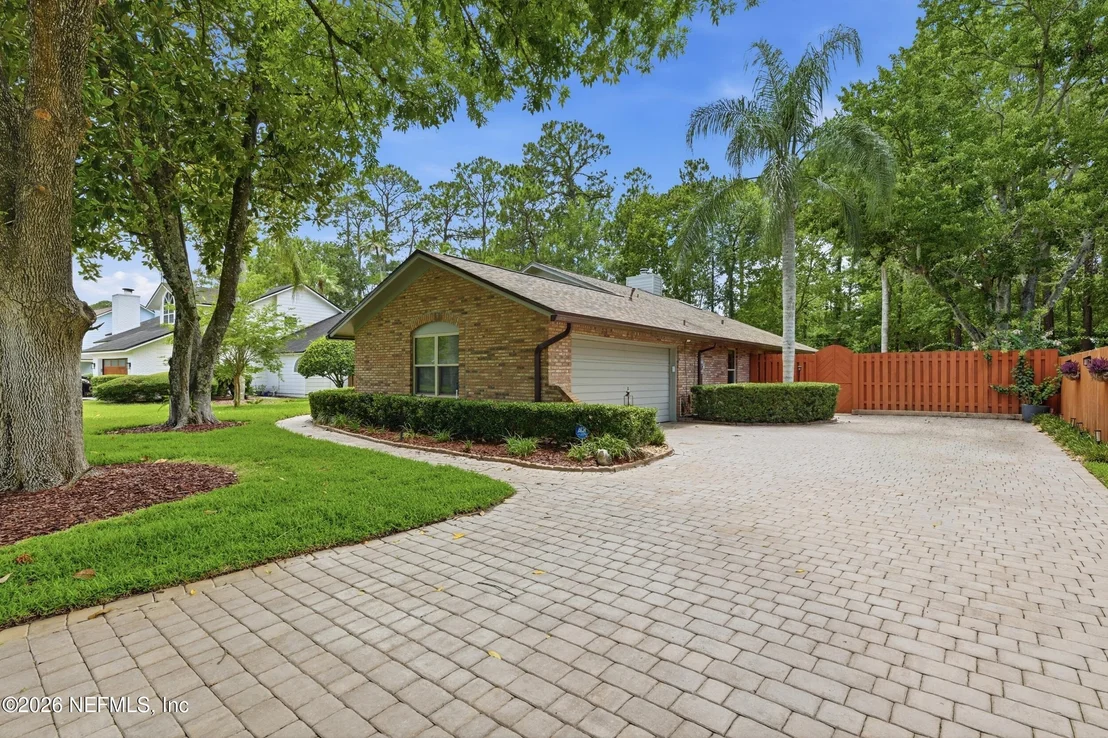 Photo of 11852 PEGASUS Drive