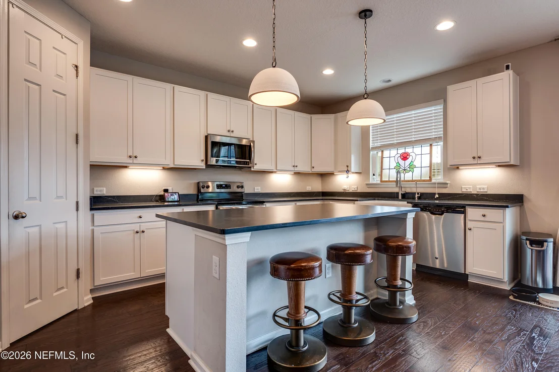 Photo of 464 TUMBLED STONE Way