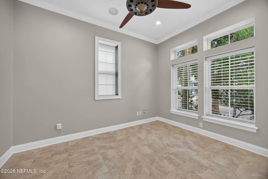 Photo of 117 ISLAND COTTAGE Way