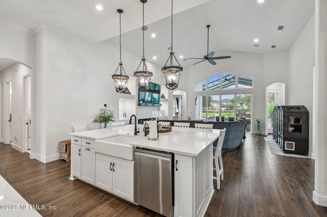 Photo of 295 PINE GROVE Point