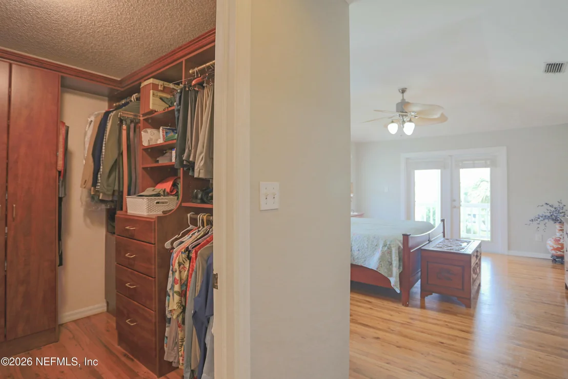 Photo of 304 GENOA Road