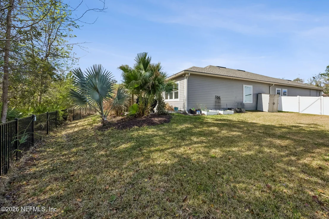 Photo of 225 CLOVERBROOK Road