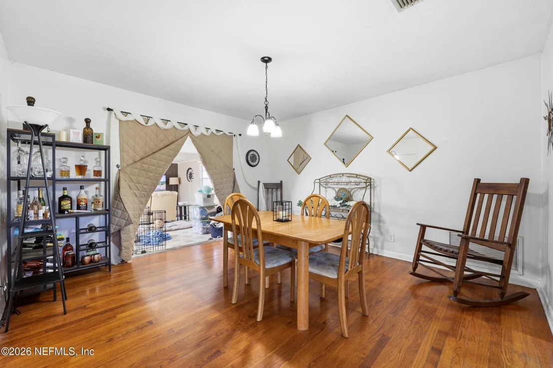 Photo of 5528 EDMAR Road