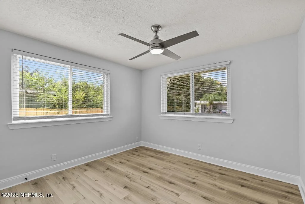 Photo of 1529 FERNDALE Place