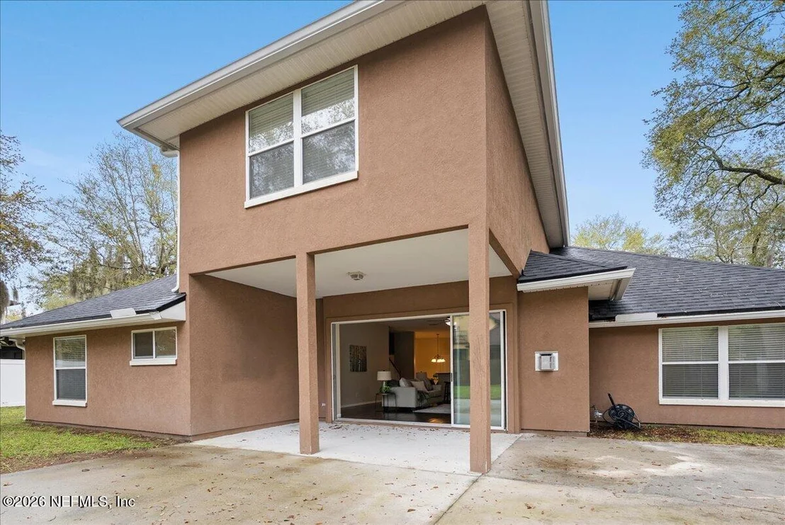 Photo of 1880 OAKCHIME Drive