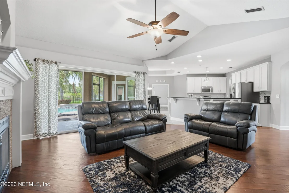 Photo of 4621 W SENECA Drive