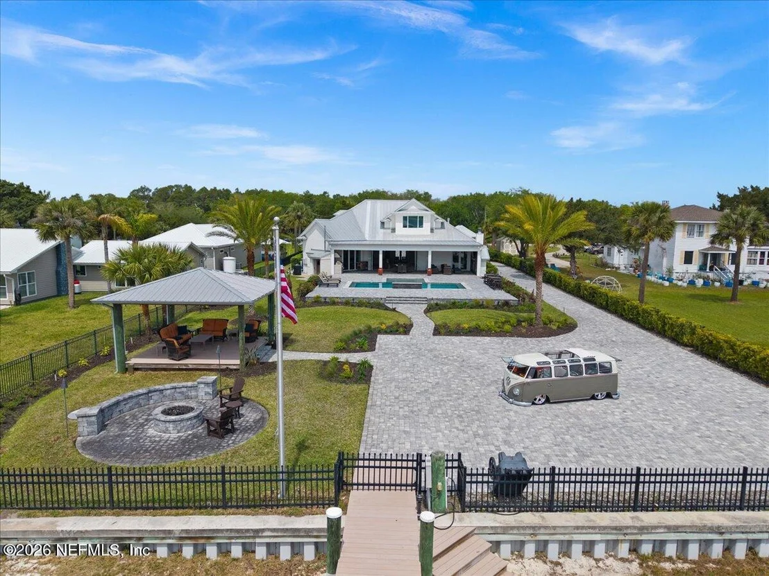Photo of 9136 HECKSCHER Drive