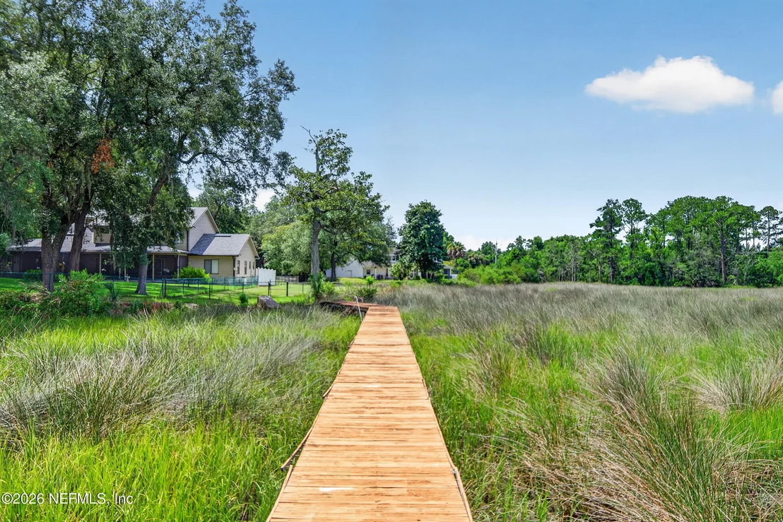Photo of 1045 CEDAR BAY Road