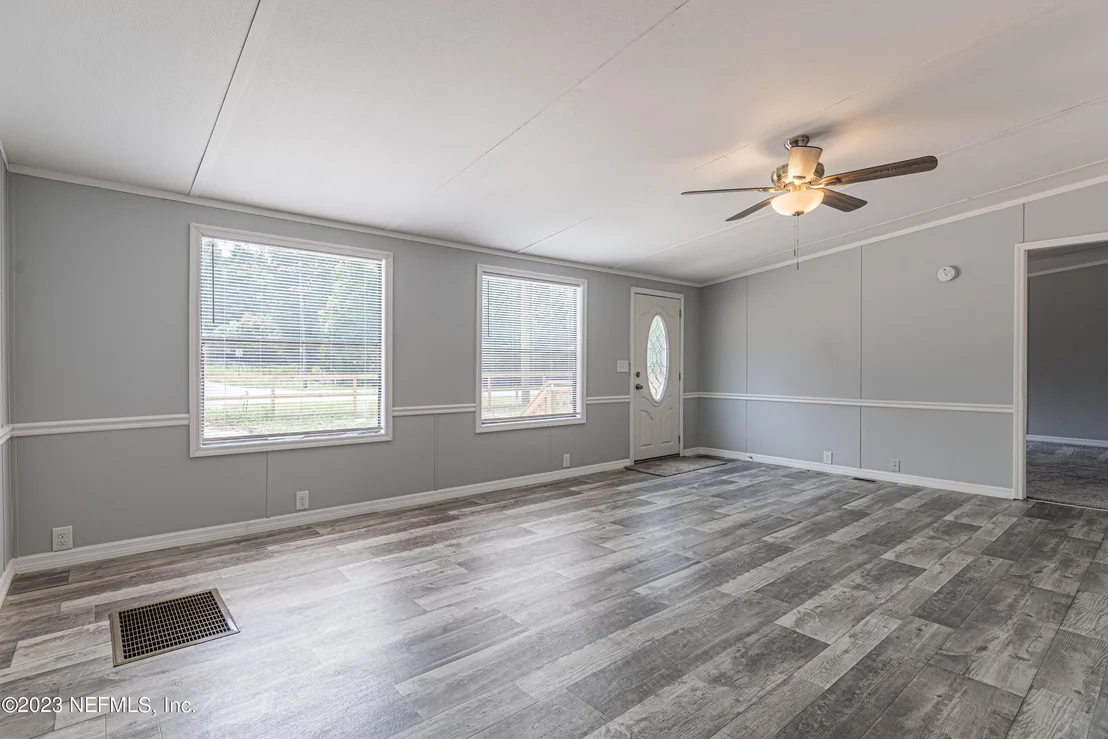 Photo of 8377 STATE ROAD 100