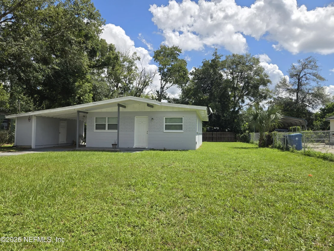 Photo of 13417 COLLEN Road