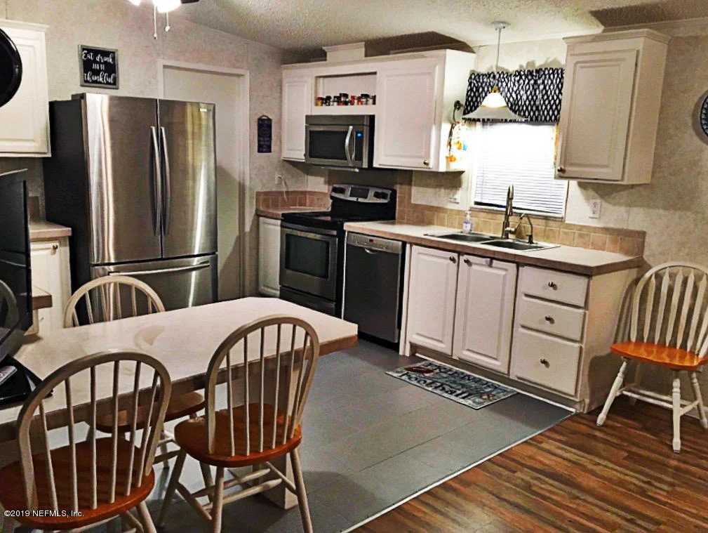 Photo of 7833 FOX TAIL Lane