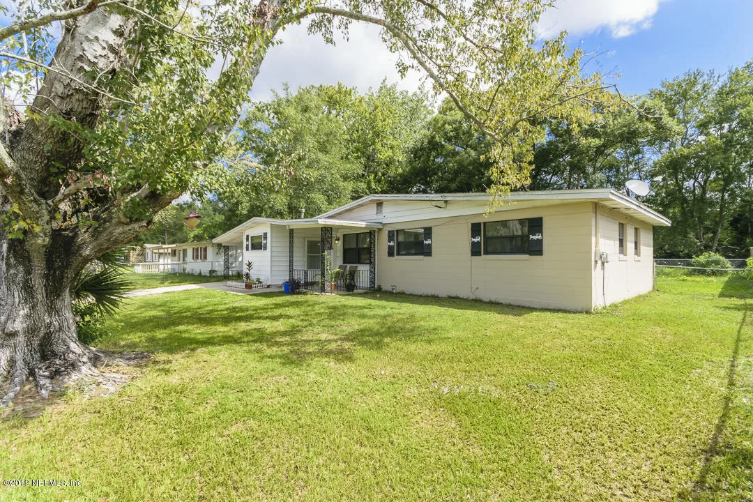 Photo of 2125 BURPEE Drive