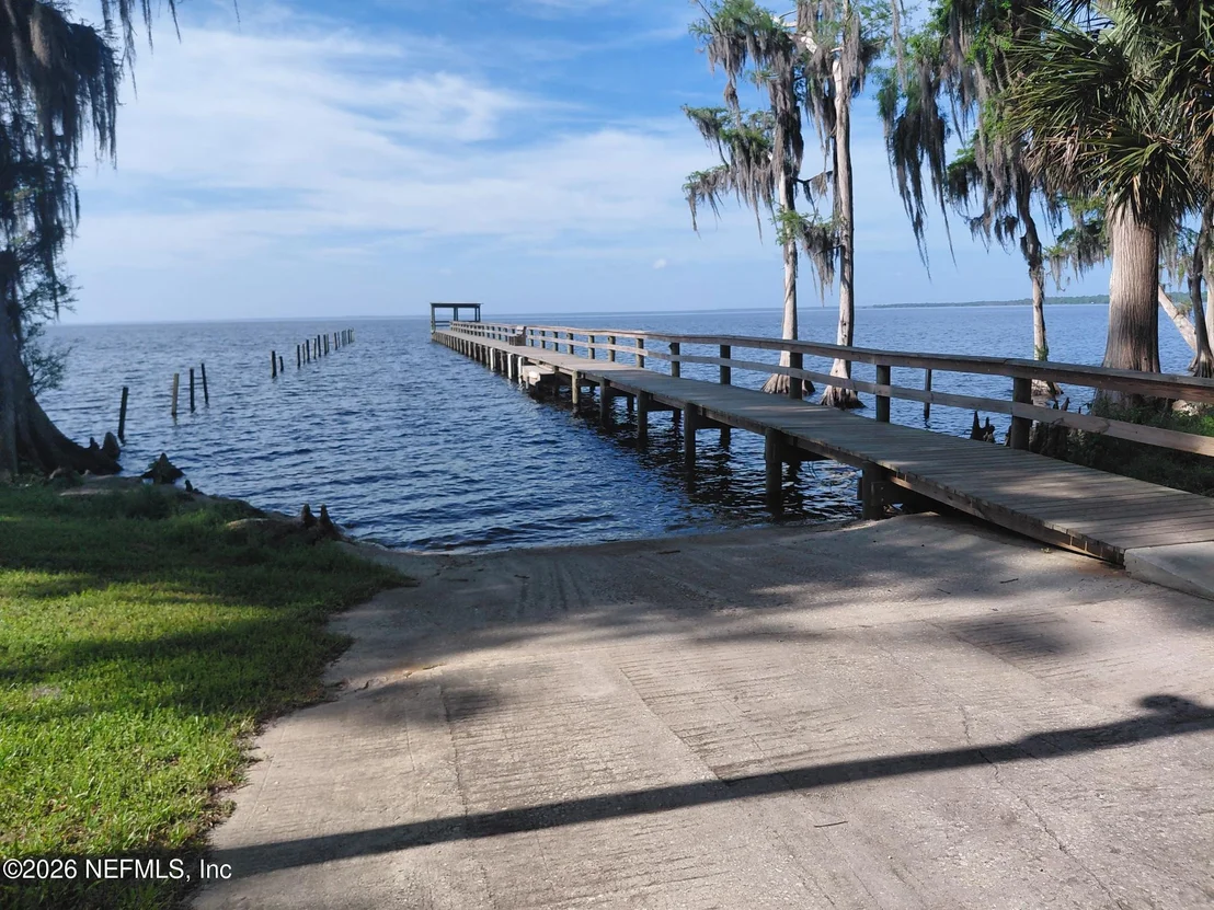 Photo of 426 CARTERET Road