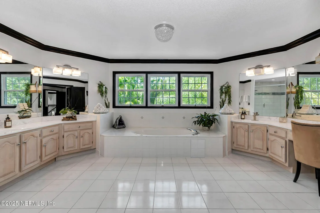 Photo of 9 FOREST VIEW Way