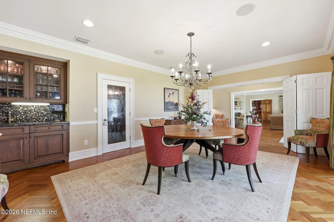 Photo of 13200 MANDARIN Road