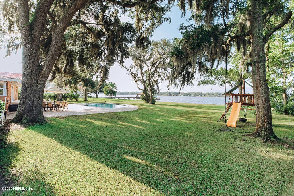 Photo of 348 BROWARD Road
