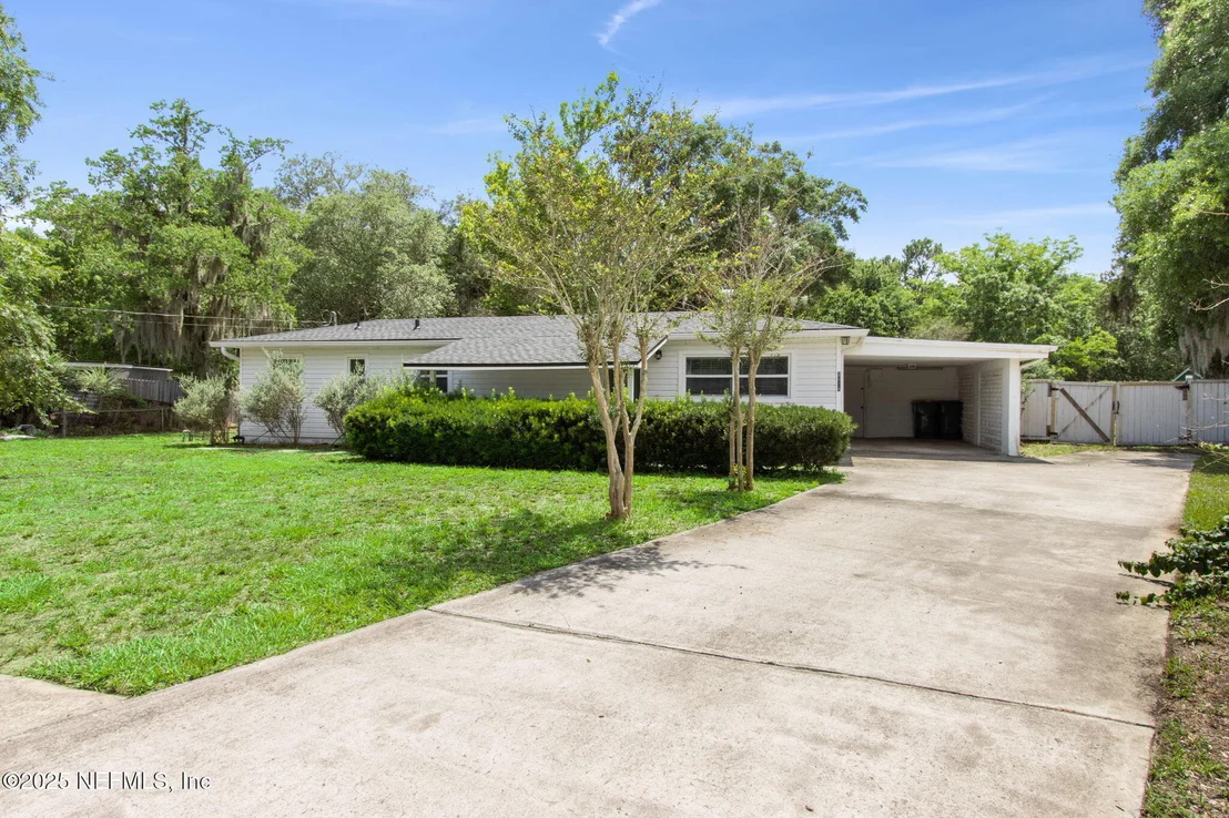 Photo of 2814 PEACH Drive