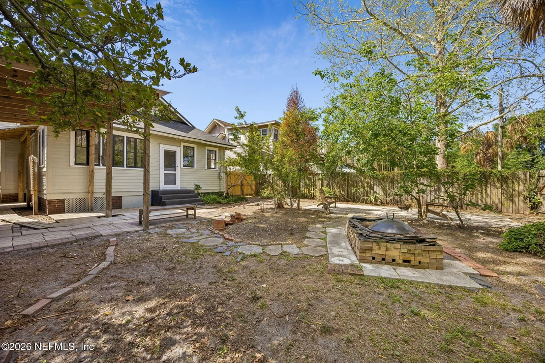 Photo of 2157 ERNEST Street