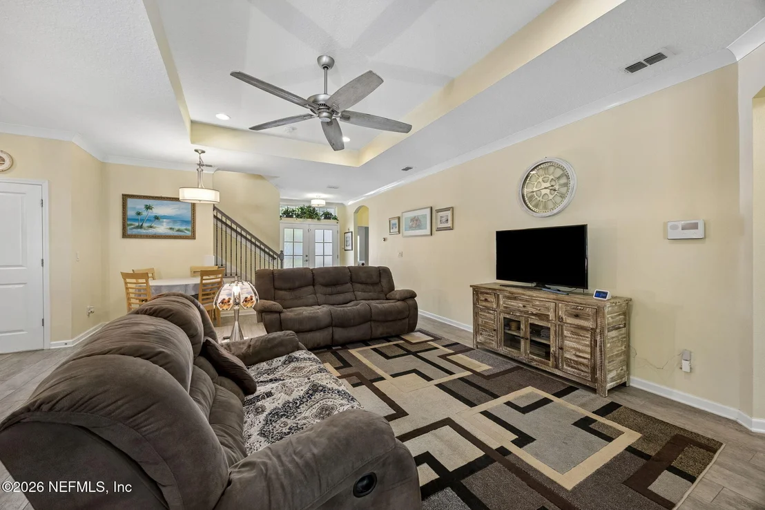 Photo of 96017 BREEZEWAY Court