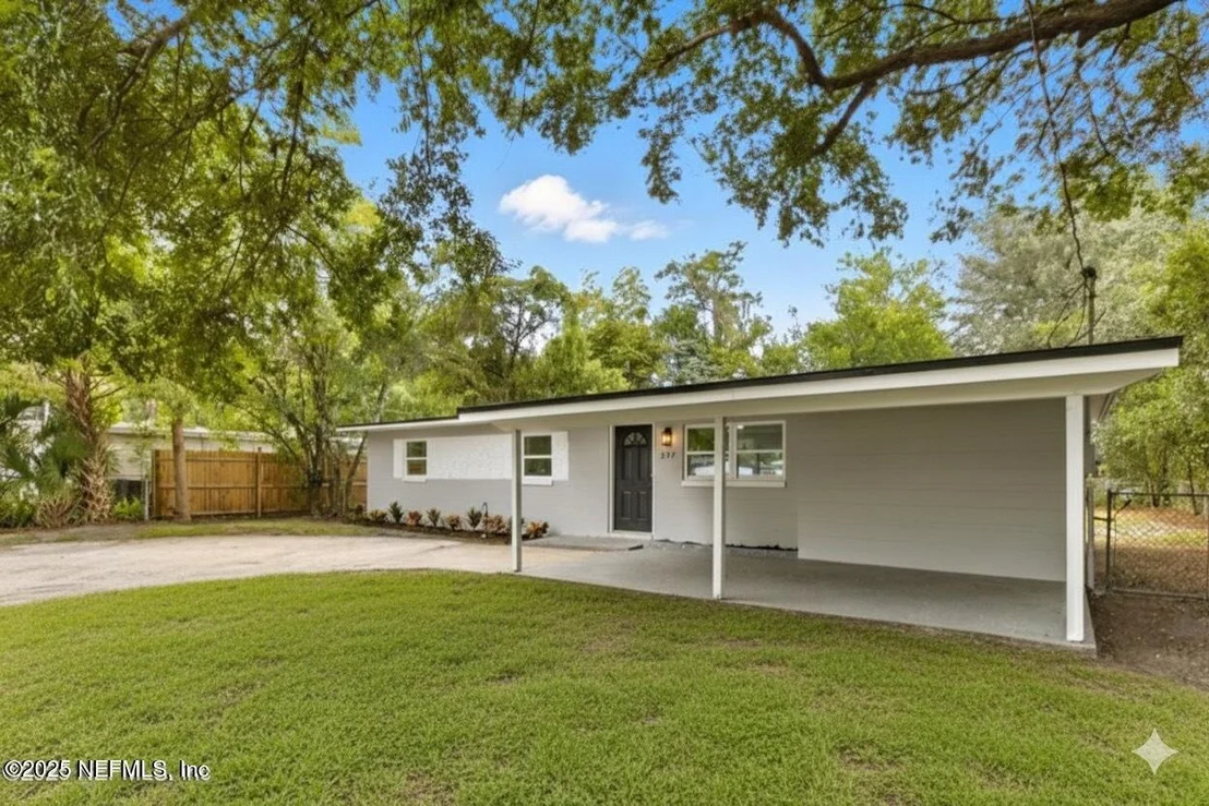 Photo of 337 SONORA Drive