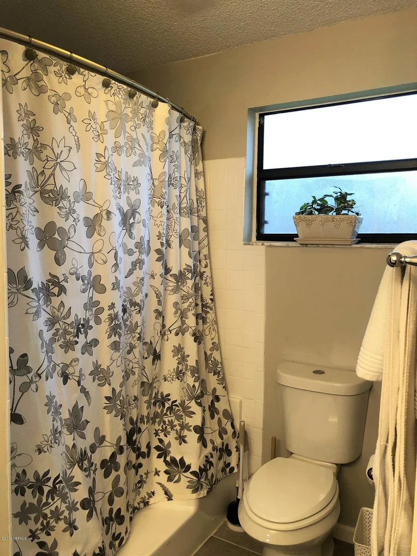 Photo of 7344 CINNAMON LAKES Drive