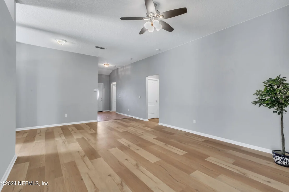 Photo of 133 FALLEN TIMBER Way