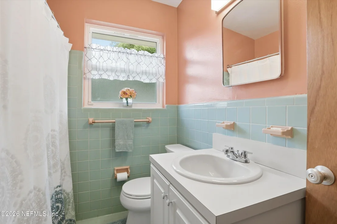 Photo of 1426 GLENGARRY Road