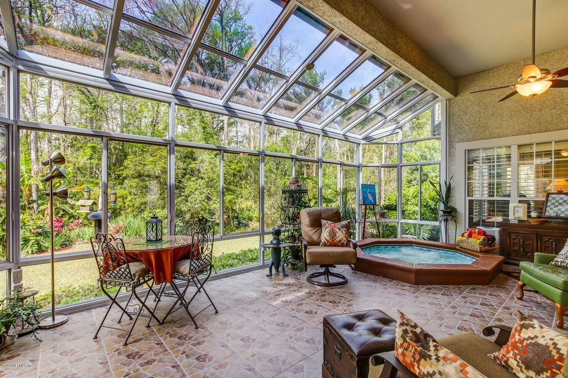 Photo of 8128 SUFFIELD Court