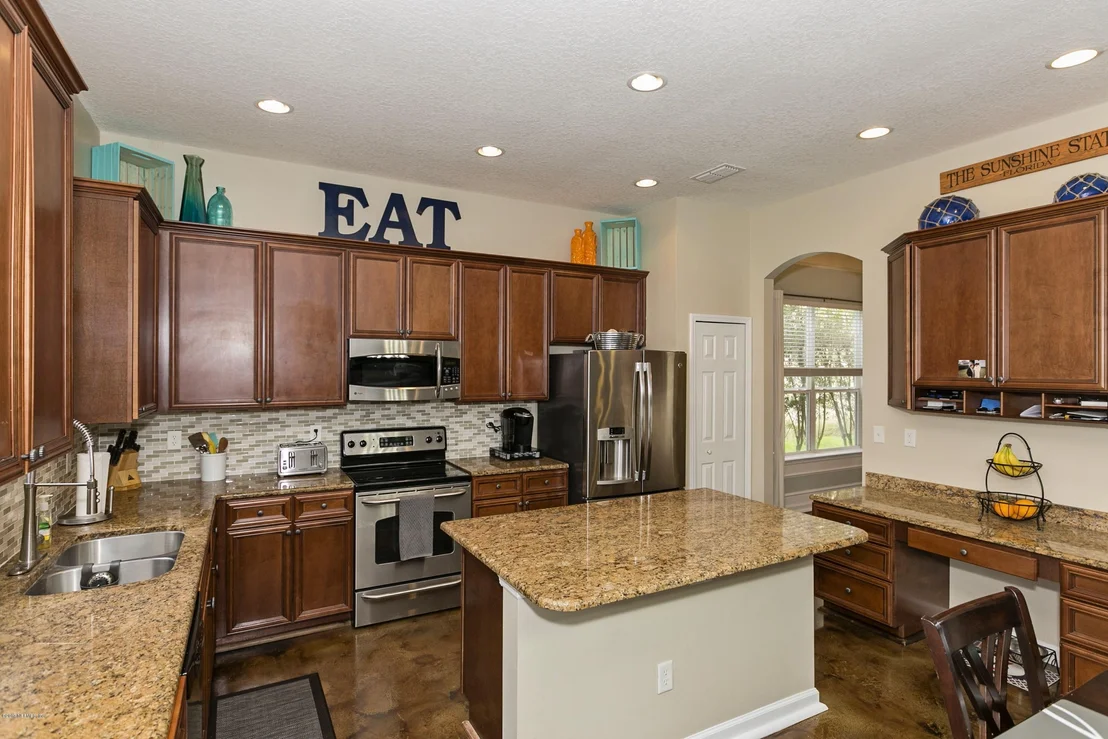 Photo of 113 CASTLEGATE Lane