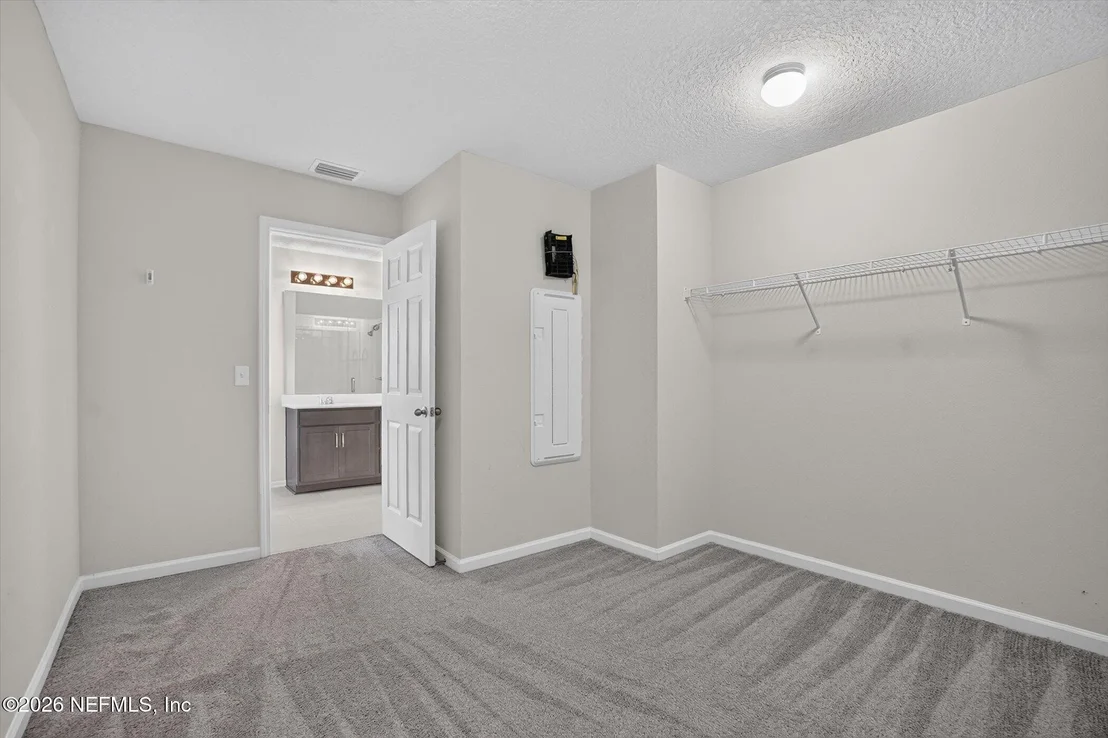 Photo of 4564 PINE RIDGE Parkway