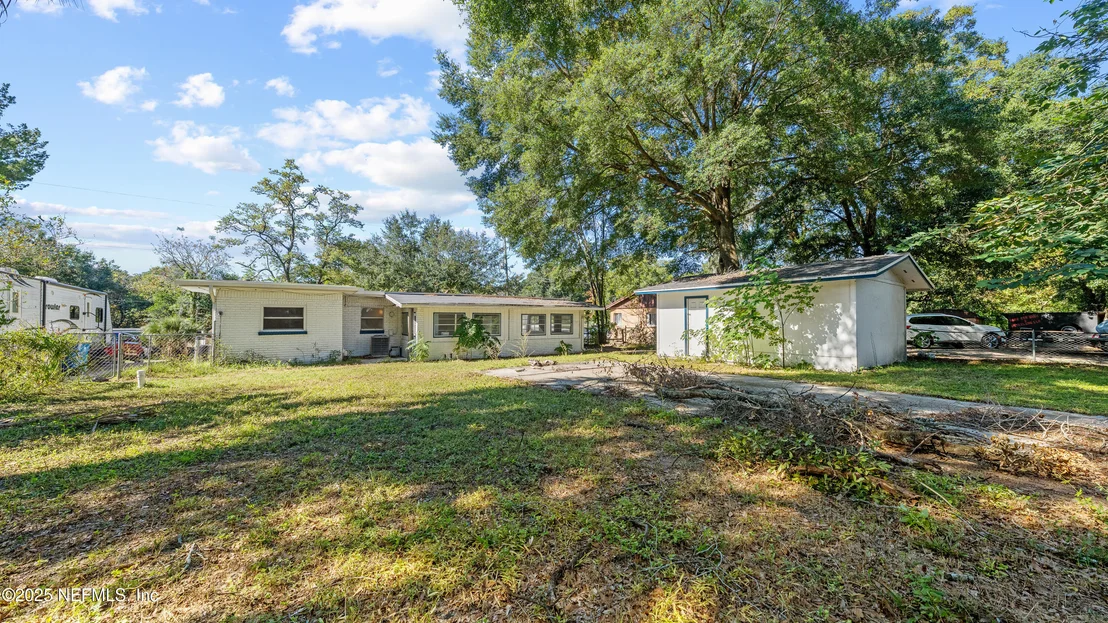 Photo of 1425 DOMAS Drive