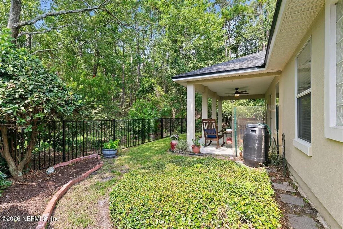 Photo of 952 BUTTERCUP Drive