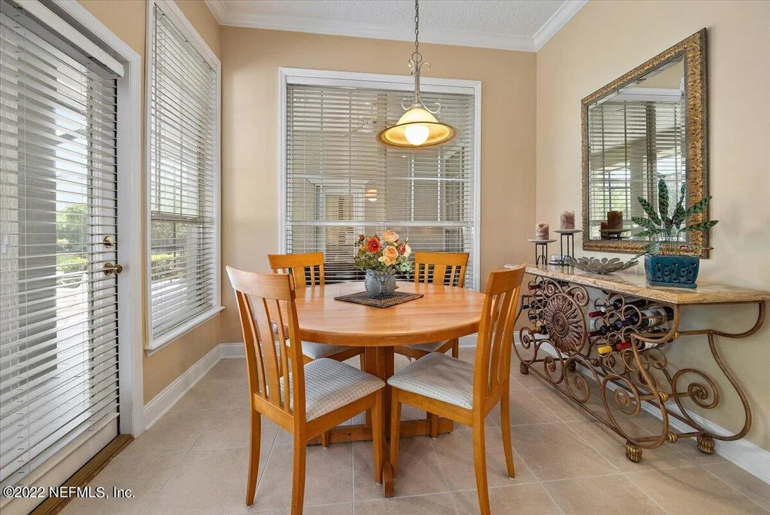 Photo of 816 EAGLE POINT Drive