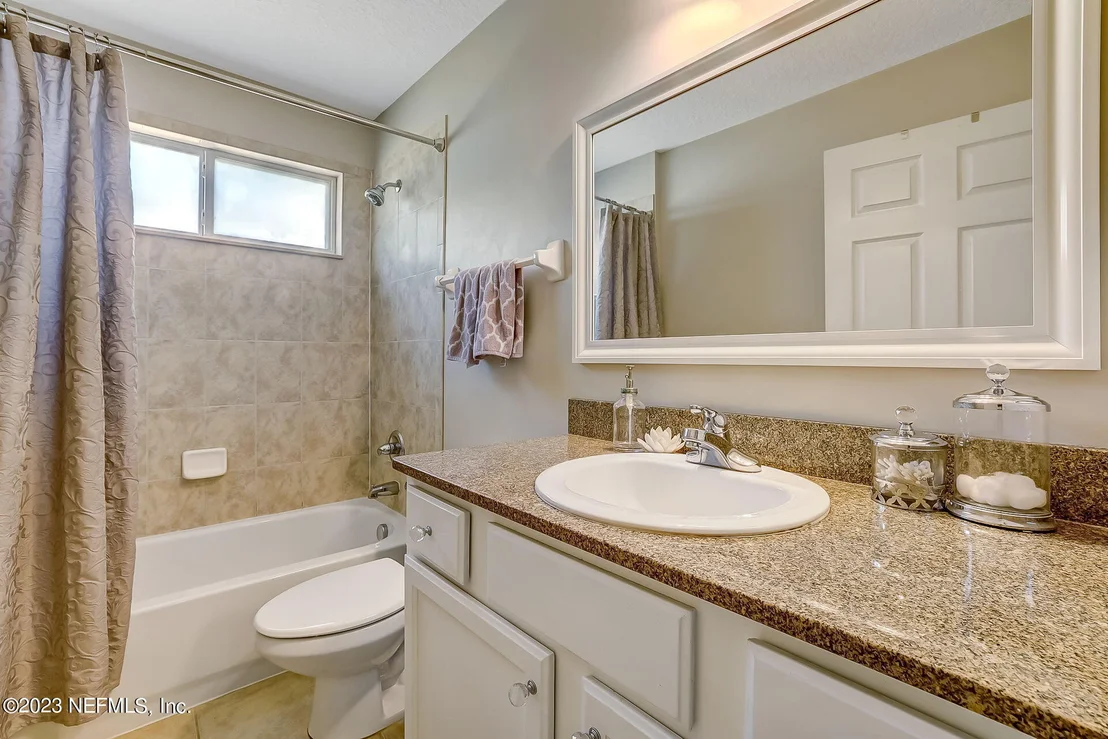 Photo of 9584 BEMBRIDGE MILL Drive