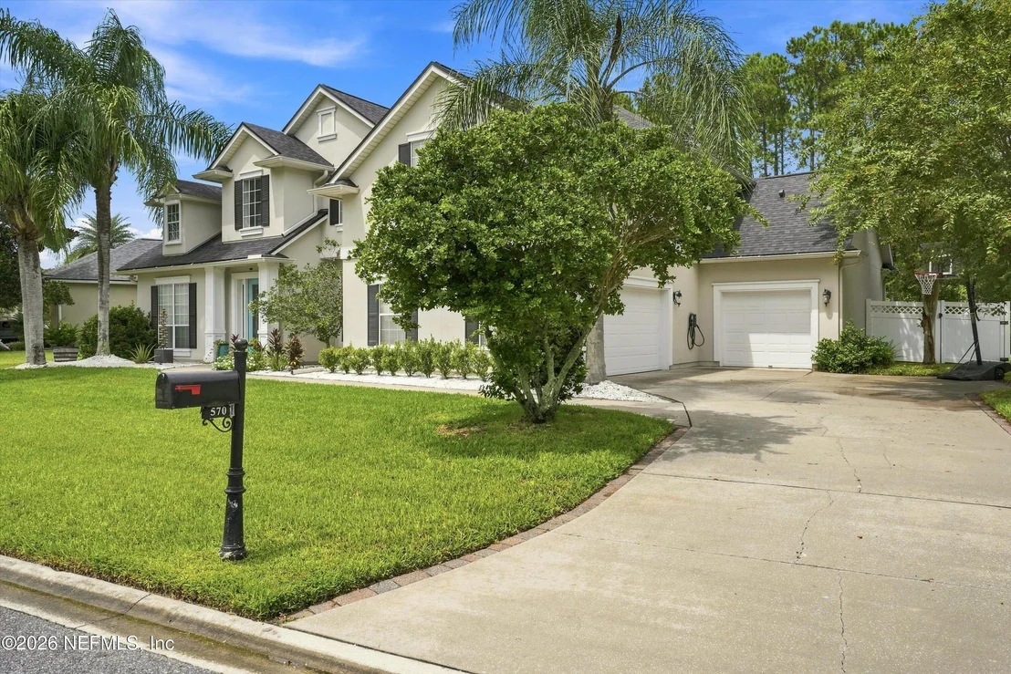 Photo of 570 SADDLESTONE Drive