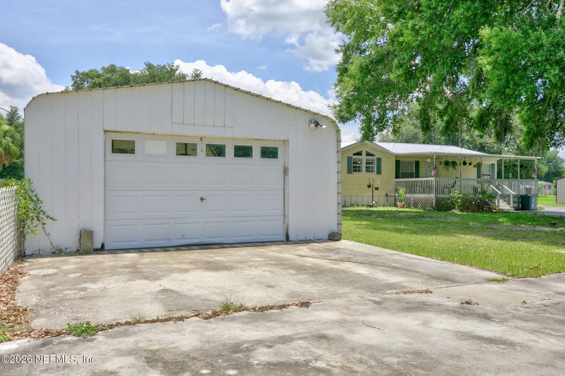 Photo of 102 ALDER Lane