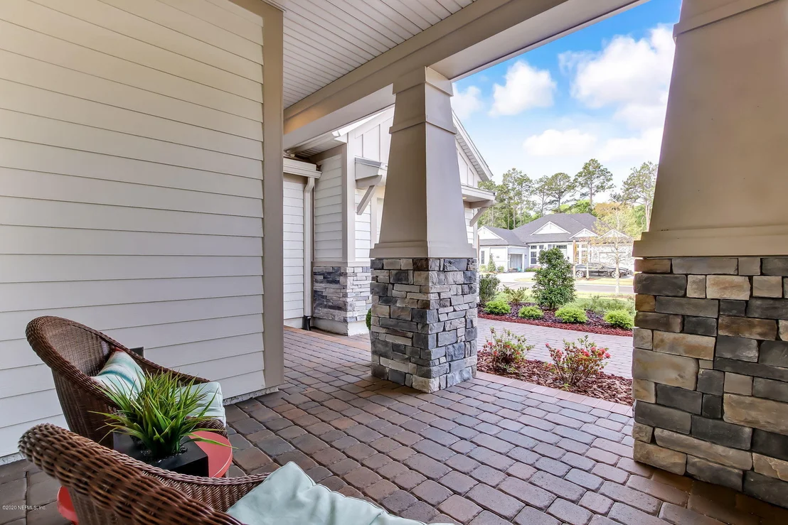 Photo of 386 OUTLOOK Drive