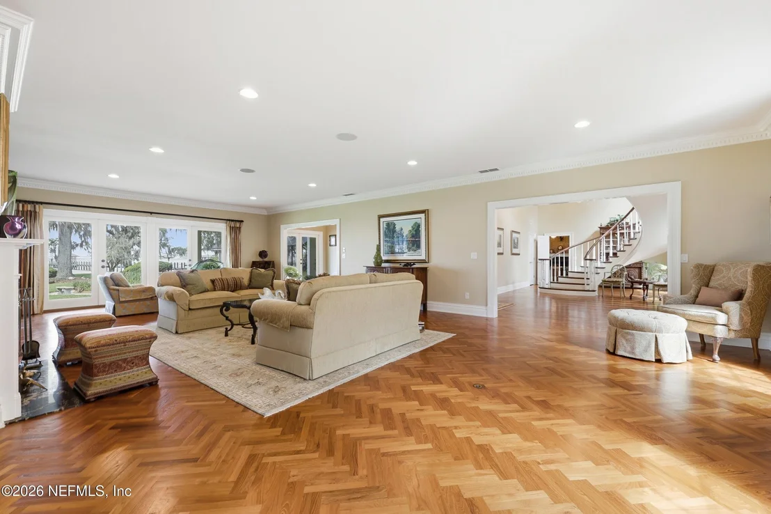 Photo of 13200 MANDARIN Road