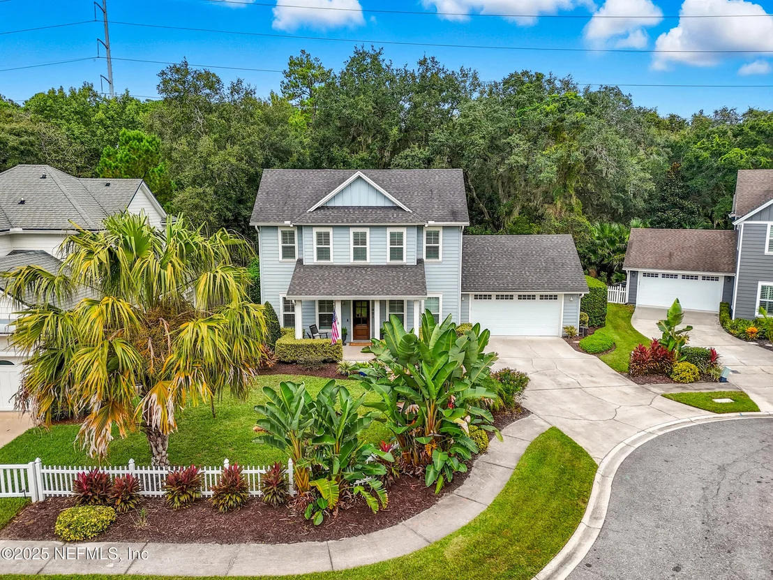 Photo of 951 PARADISE Circle
