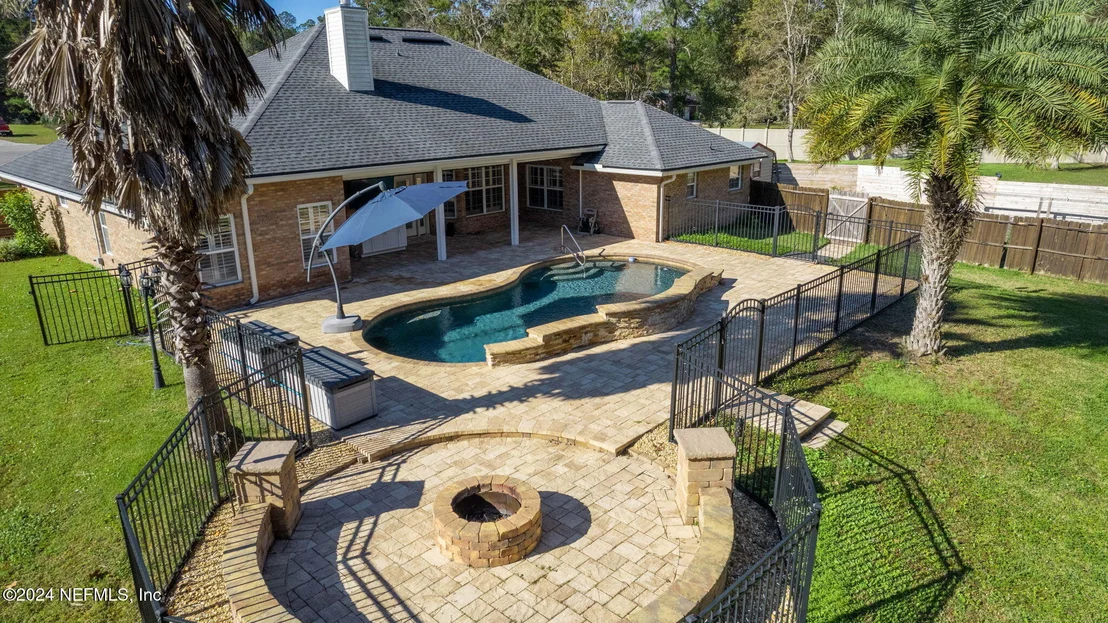 Photo of 44017 GREEN MEADOWS Lane