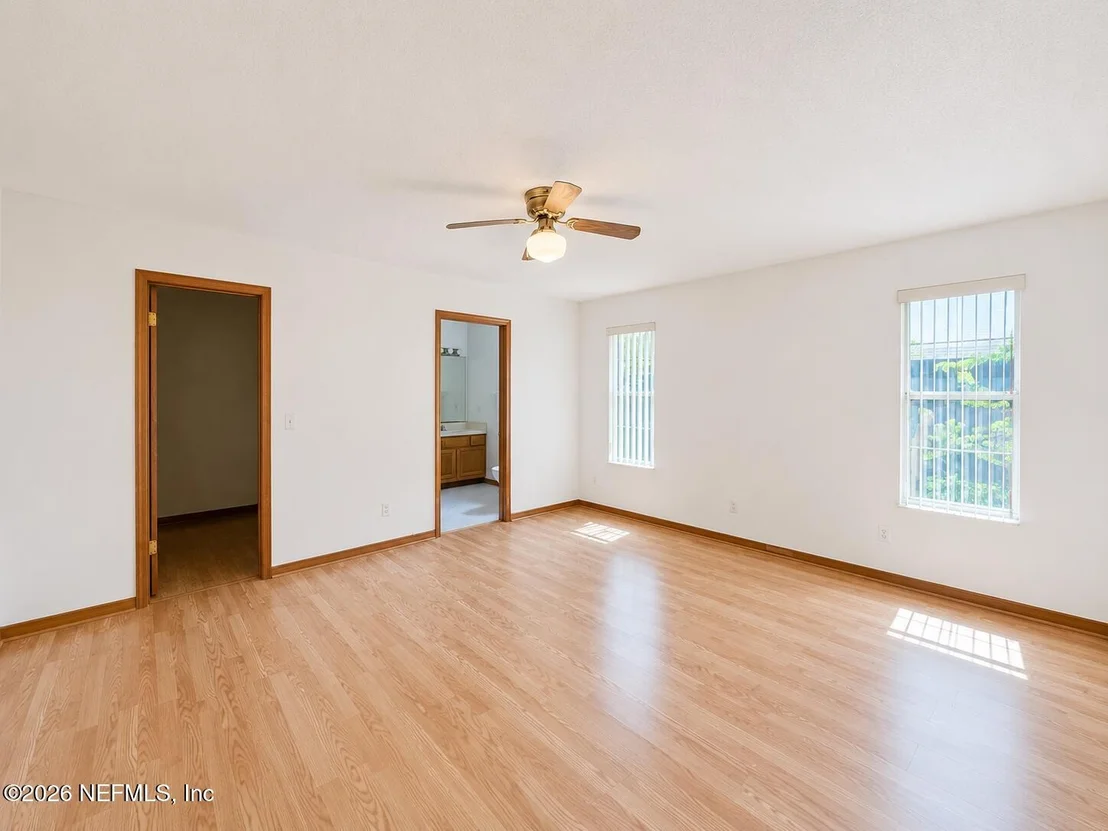 Photo of 6 SURFCREST Street