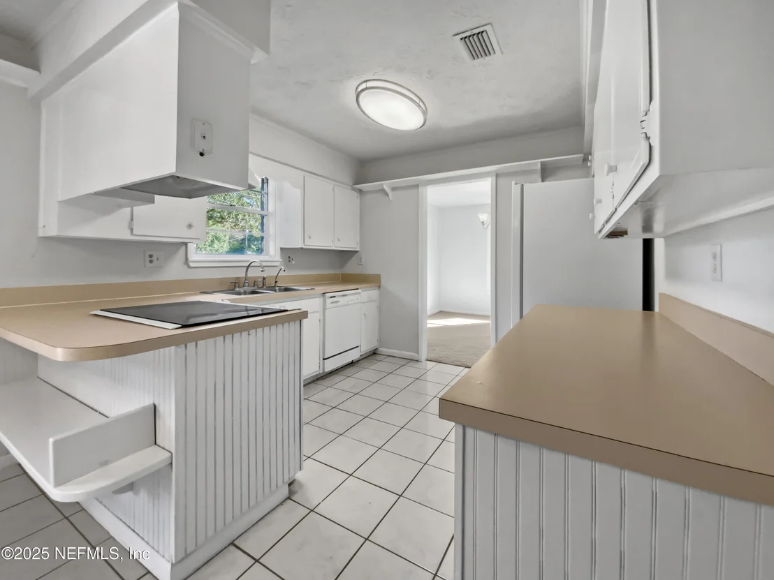Photo of 10777 EXECUTIVE Drive