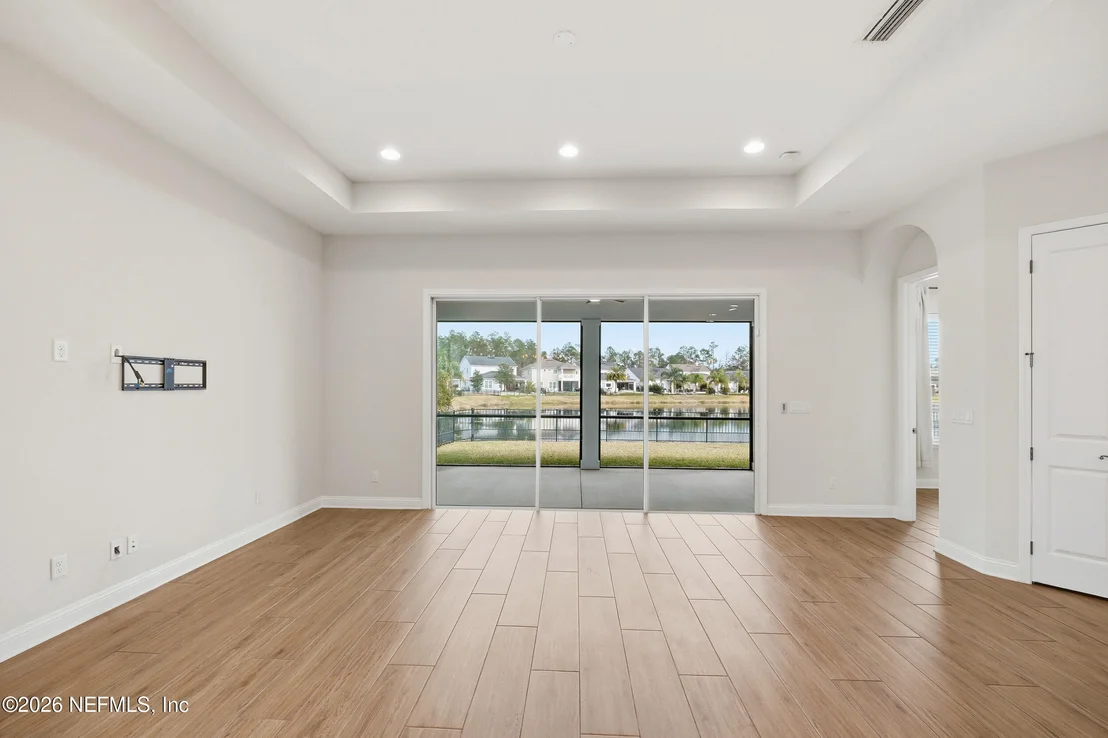 Photo of 307 PARKBLUFF Circle
